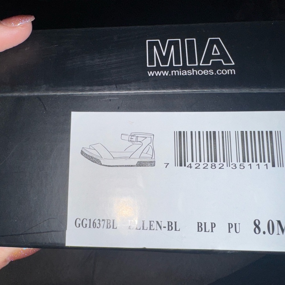 BRAND NEW MIA Brown and Black Sandals with Minimalist Design - Picture 4 of 5